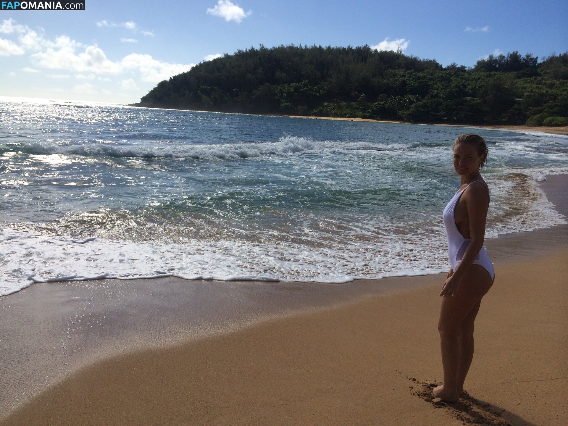 Lara Bingle Nu Photo fuitée #275