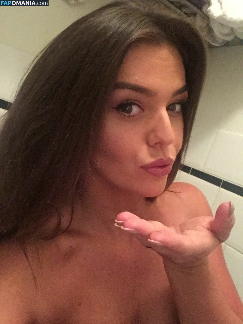 Laura Ponticorvo Nu Photo fuitée #15