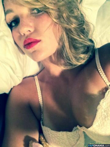 Lili Simmons Nu Photo fuitée #70