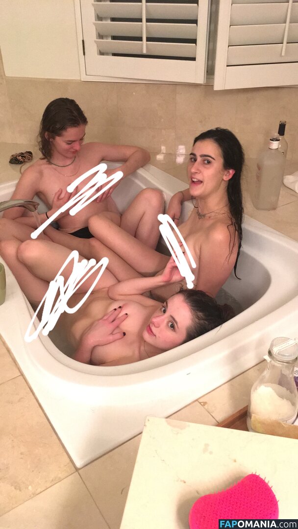 Lily Mo Sheen / lily_sheen Nu OnlyFans  Photo fuitée #302