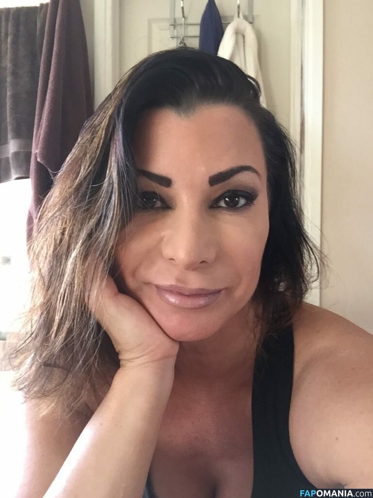 Lisa Marie Varon Nu Photo fuitée #24