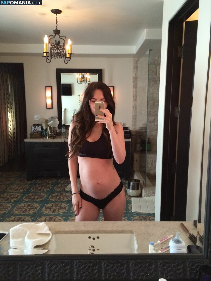 Megan Fox Nu Photo fuitée #8