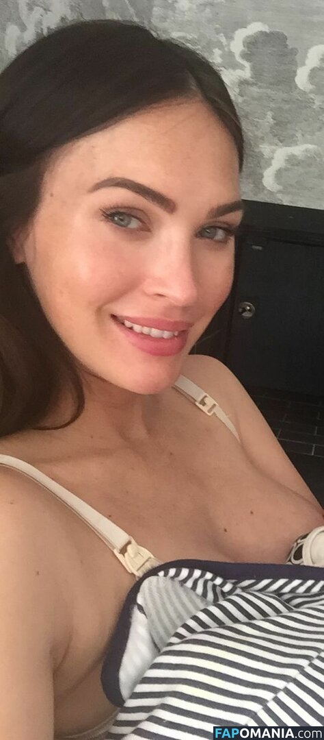 Megan Fox Nu Photo fuitée #53