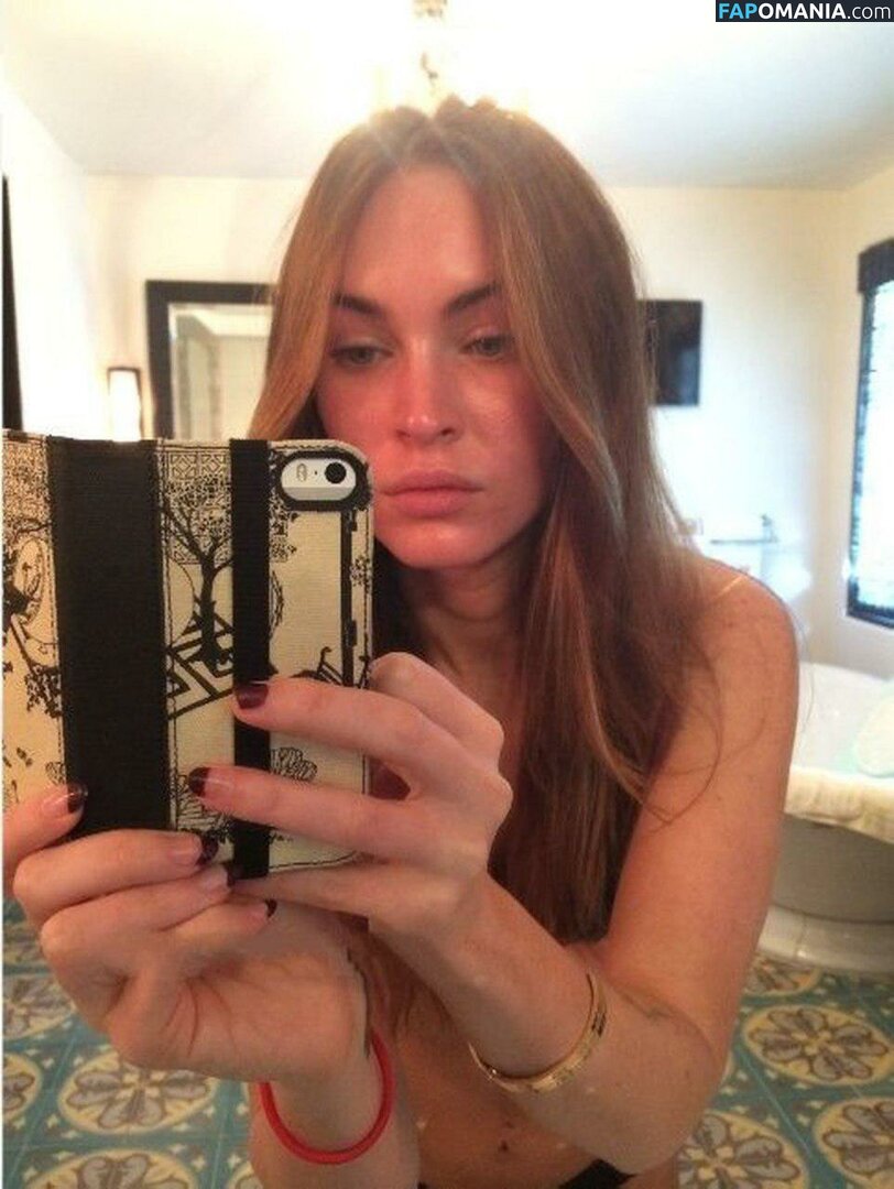 Megan Fox Nu Photo fuitée #62