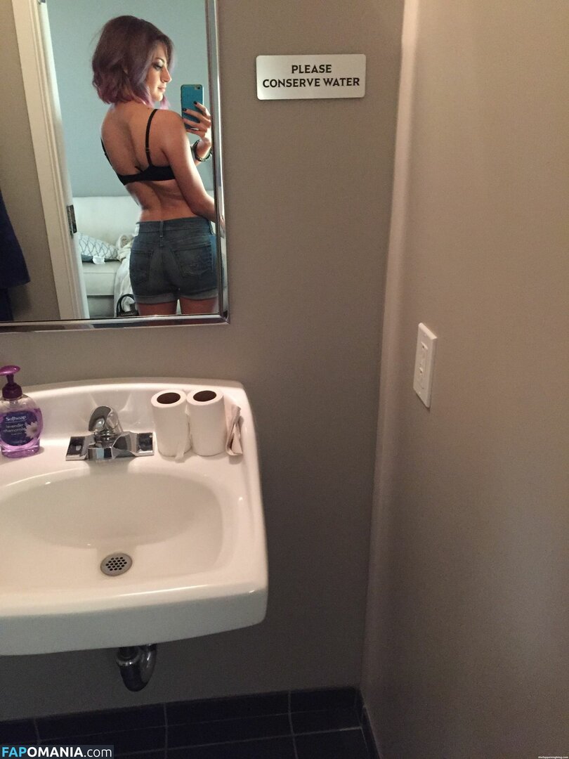 Mia Serafino Nu Photo fuitée #63