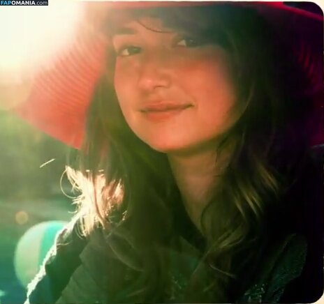Milana Vayntrub Nu Photo fuitée #1