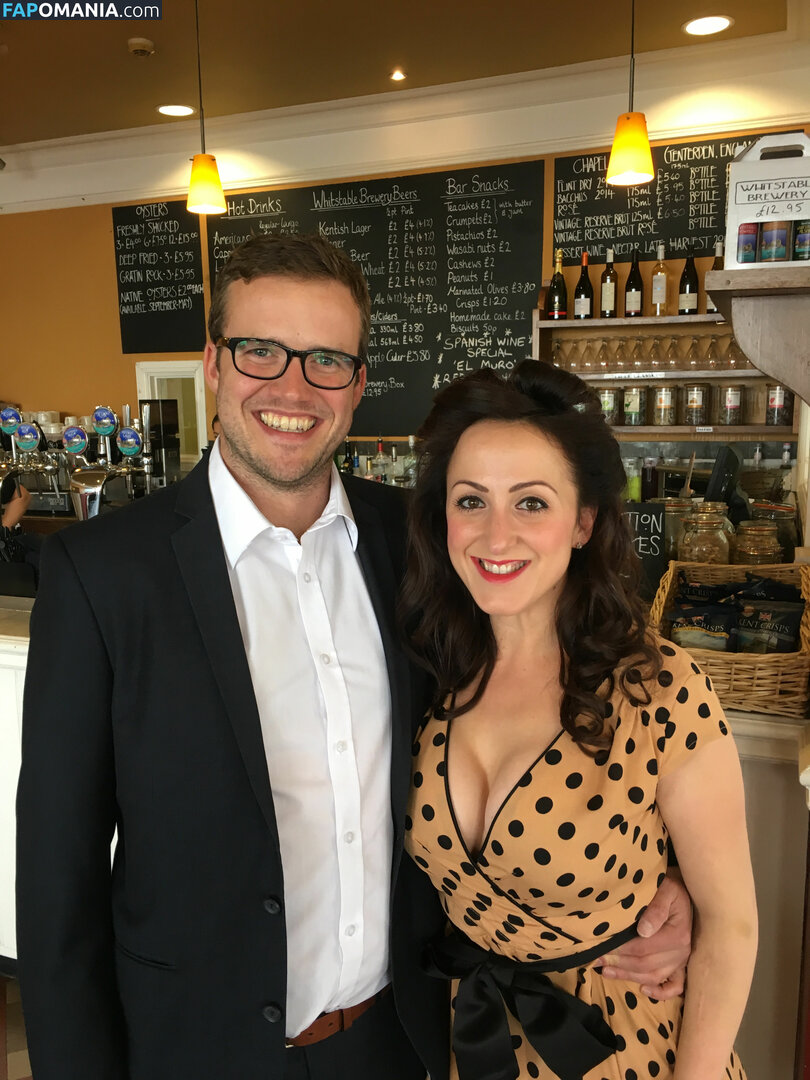 Natalie Cassidy Nu Photo fuitée #3