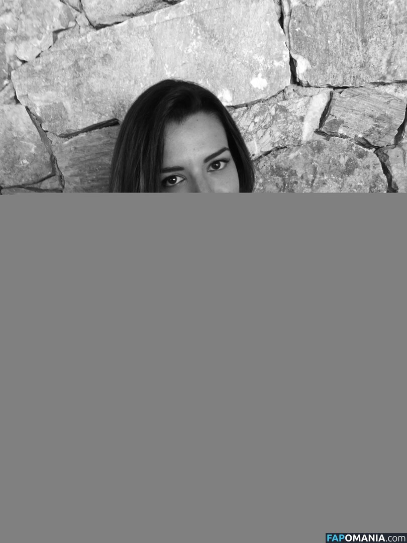 Nikoletta Ralli Nu Photo fuitée #82