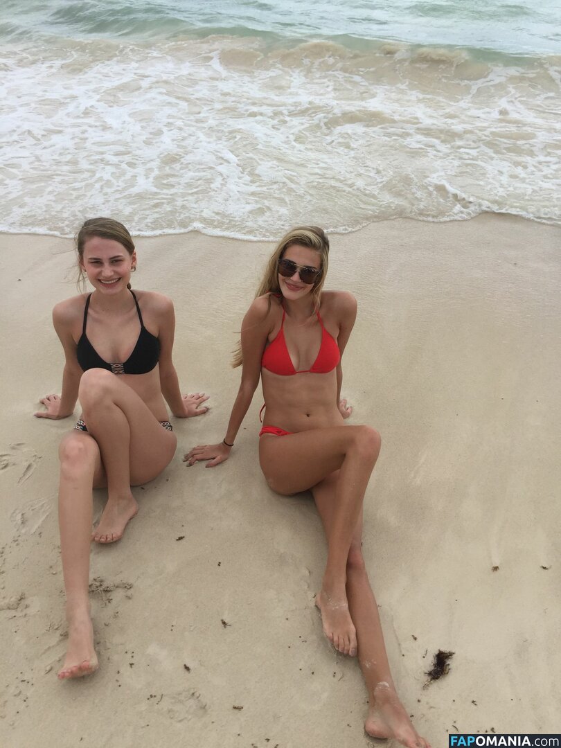 Noel Berry Nu Photo fuitée #399