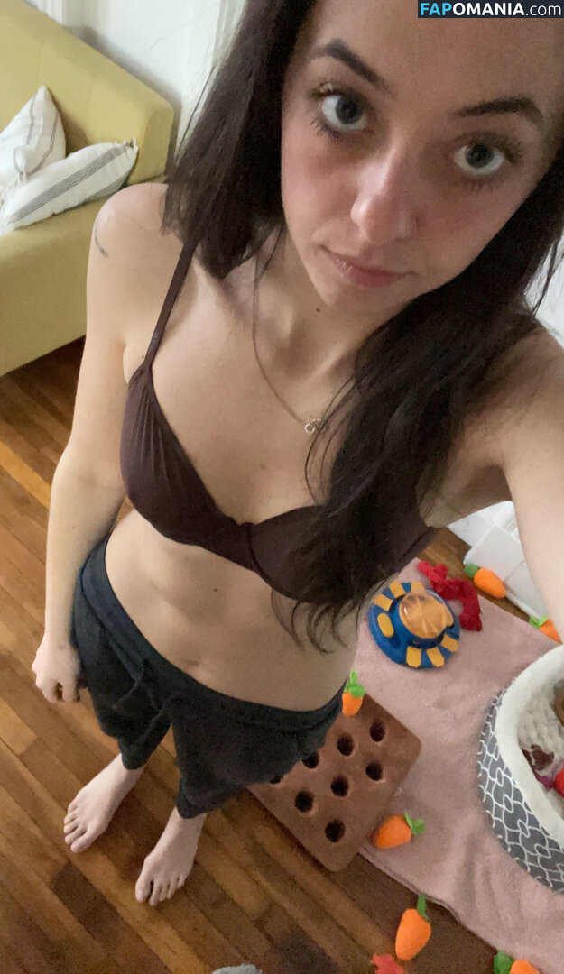 Olivia Tiedemann Nu Photo fuitée #1