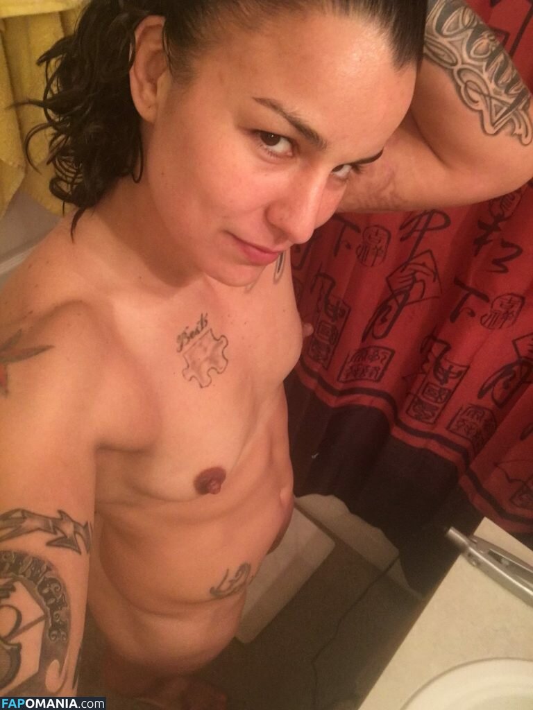 Raquel Pennington Nu Photo fuitée #8
