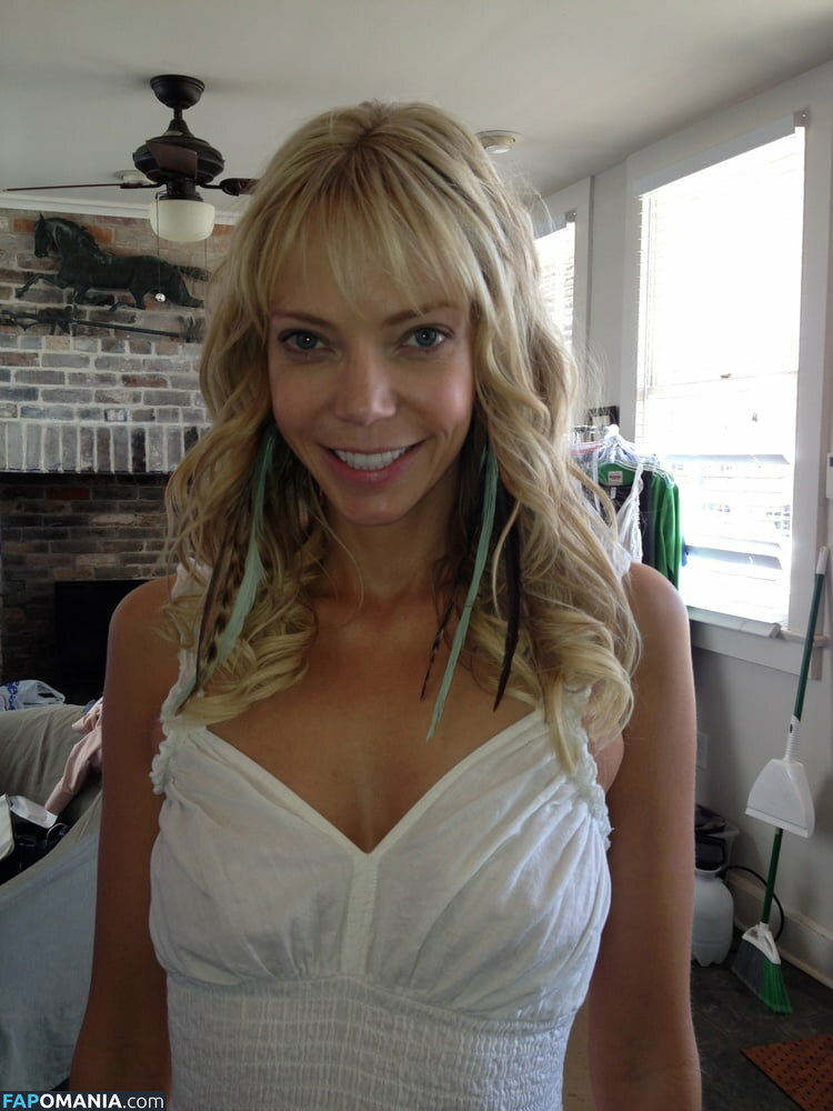 Riki Lindhome Nu Photo fuitée #4