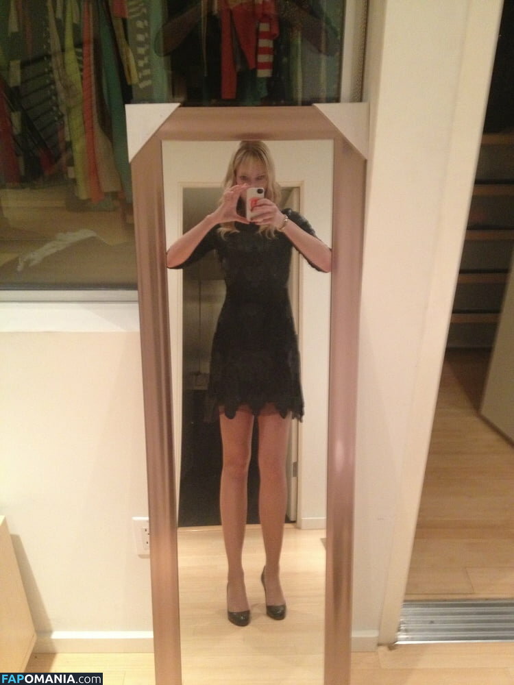 Riki Lindhome Nu Photo fuitée #13