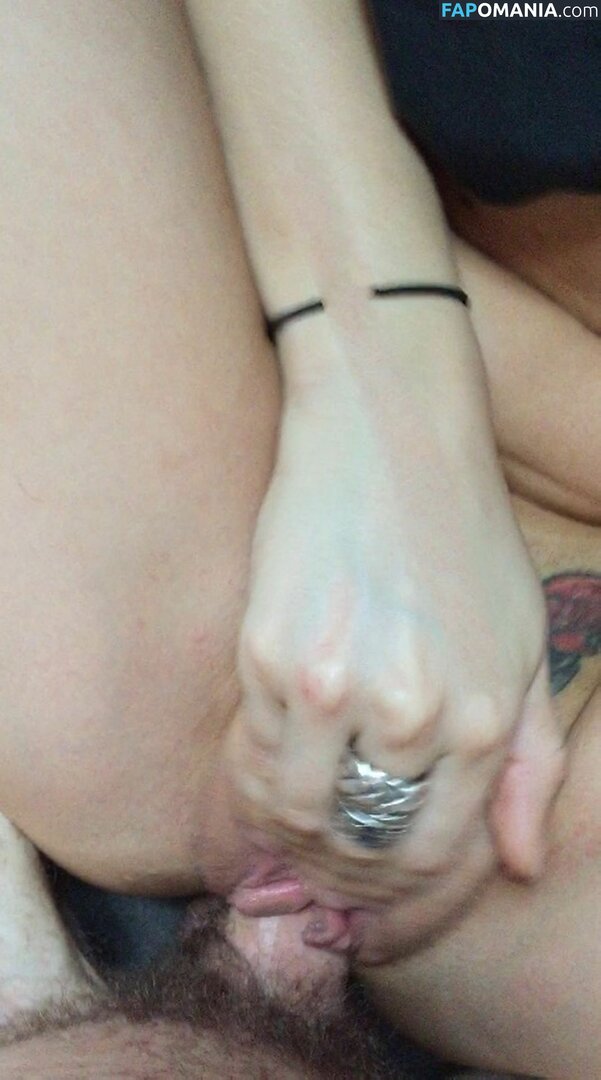 Scout Taylor Compton Nu Photo fuitée #26