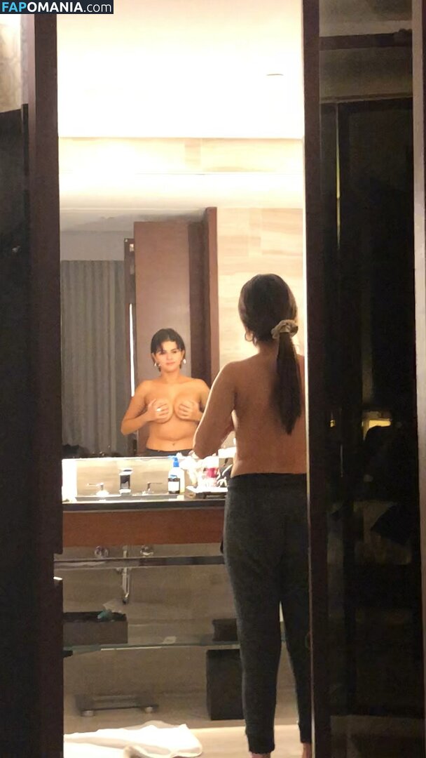 Selena Gomez Nu Photo fuitée #34