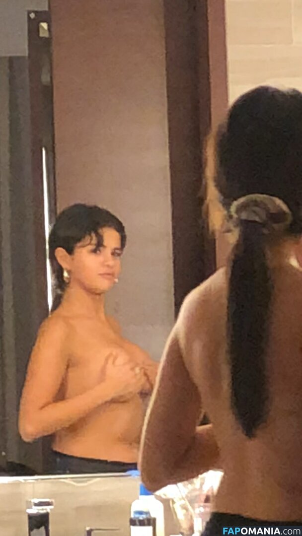 Selena Gomez Nu Photo fuitée #39