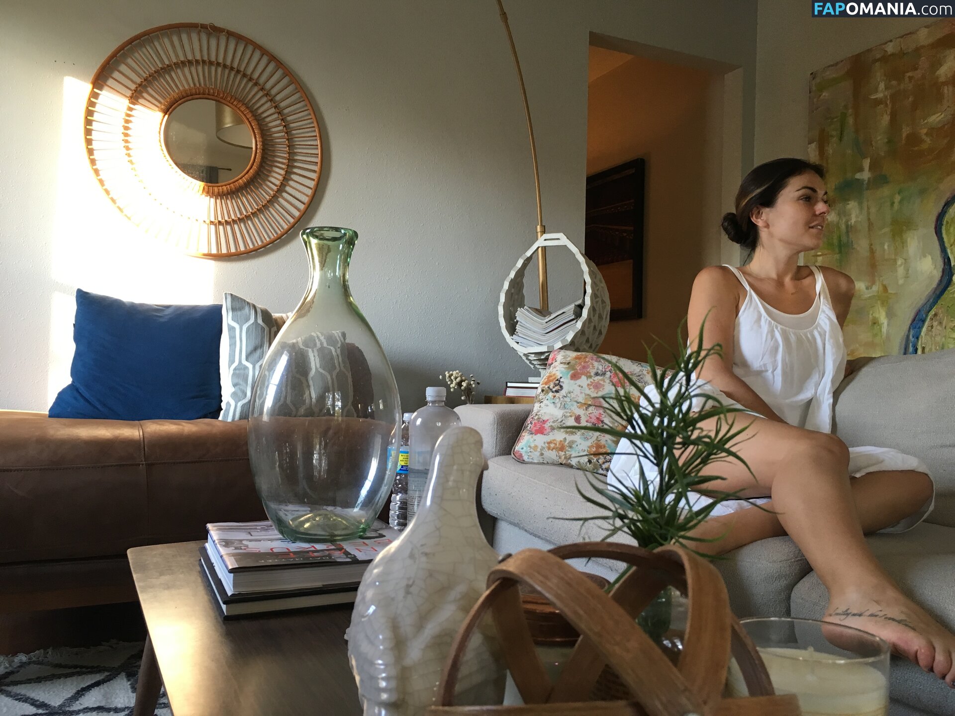 Serinda Swan Nu Photo fuitée #225
