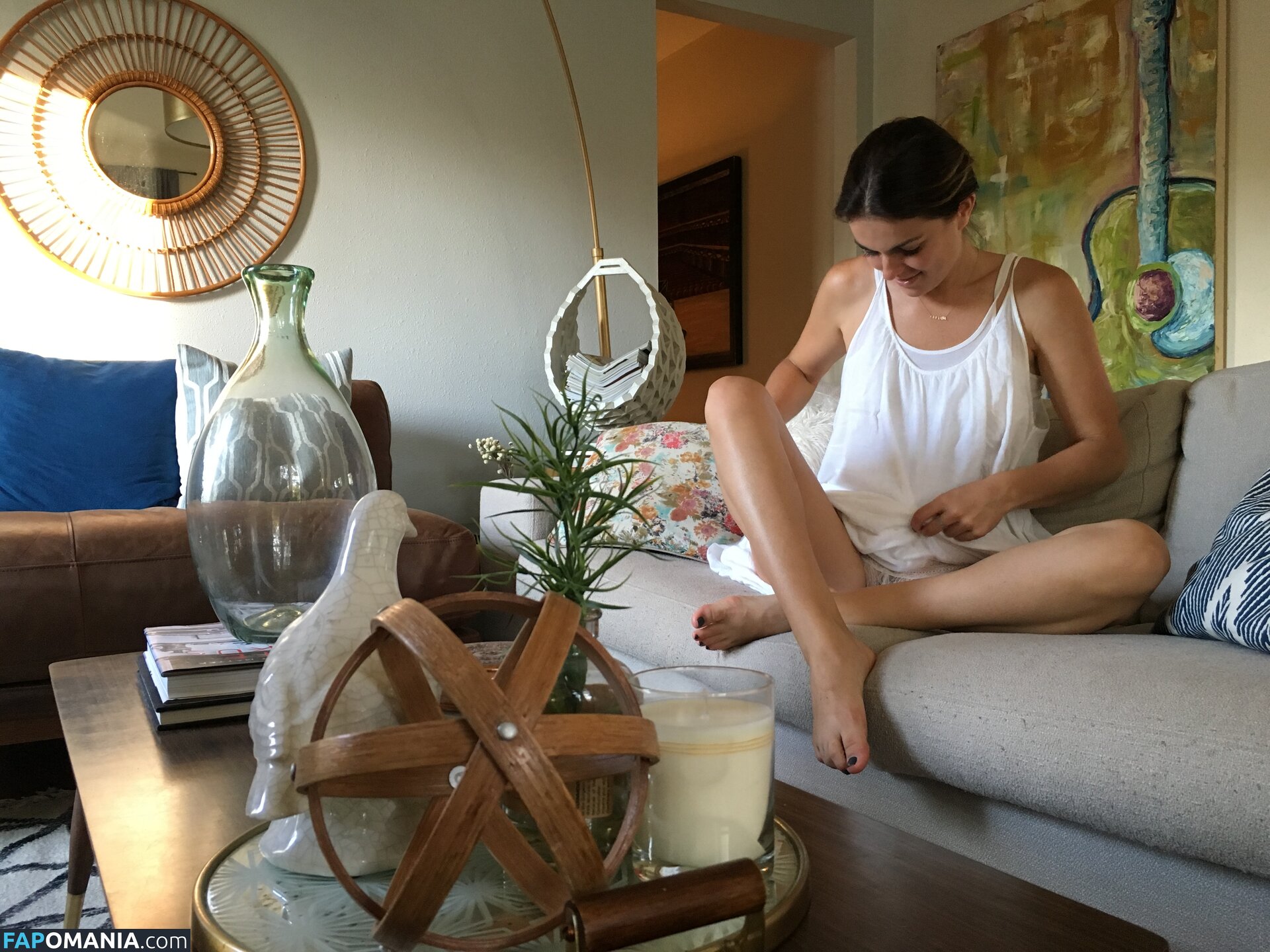 Serinda Swan Nu Photo fuitée #252