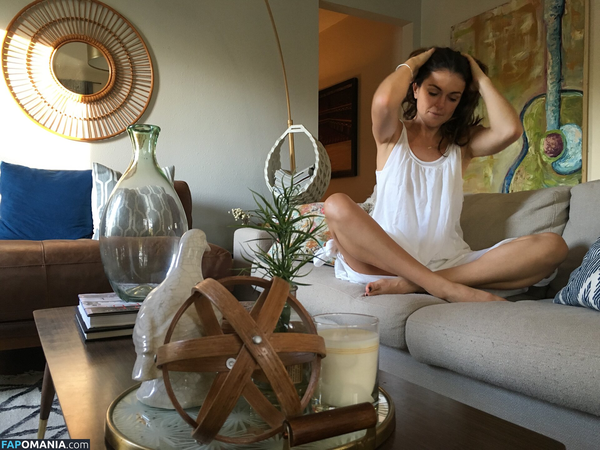 Serinda Swan Nu Photo fuitée #269