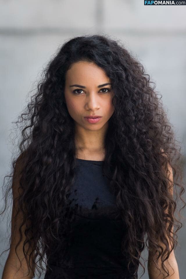 Shani Hamilton Nu Photo fuitée #8