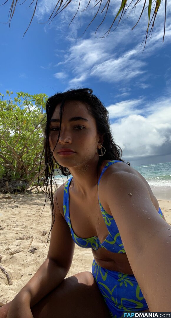 Sienna Mae Gomez / sienna_mae / siennamaegomez Nu OnlyFans  Photo fuitée #437