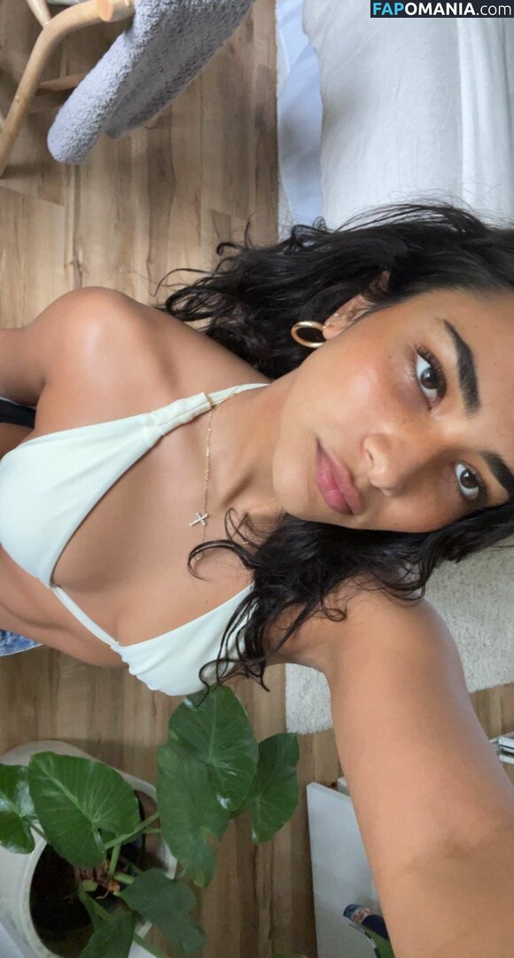 Sienna Mae Gomez / sienna_mae / siennamaegomez Nu OnlyFans  Photo fuitée #666