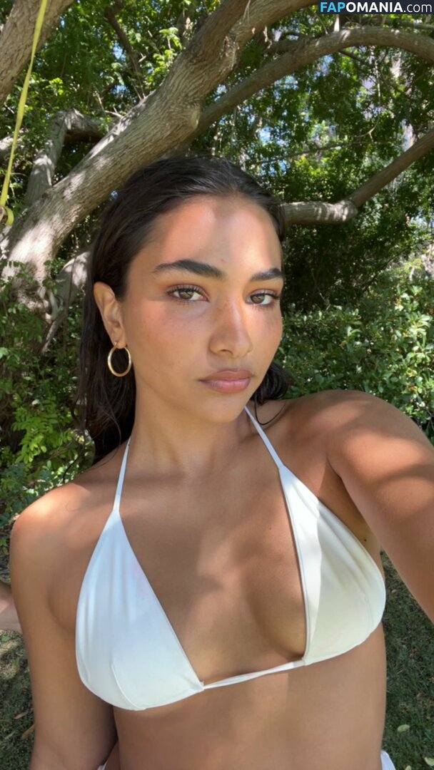 Sienna Mae Gomez / sienna_mae / siennamaegomez Nu OnlyFans  Photo fuitée #867