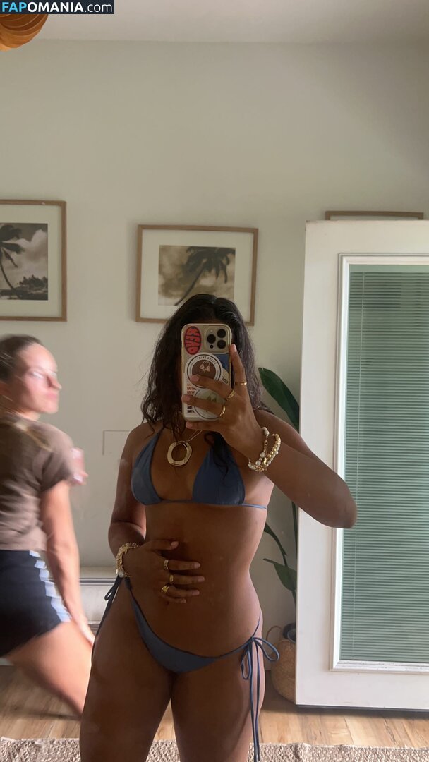 Sienna Mae Gomez / sienna_mae / siennamaegomez Nu OnlyFans  Photo fuitée #868
