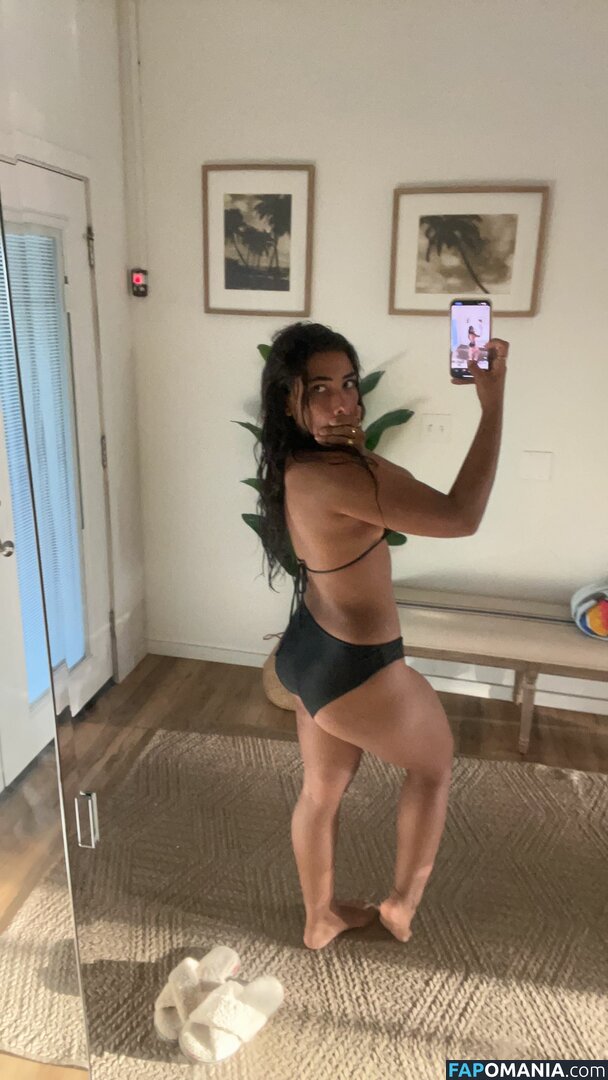 Sienna Mae Gomez / sienna_mae / siennamaegomez Nu OnlyFans  Photo fuitée #871