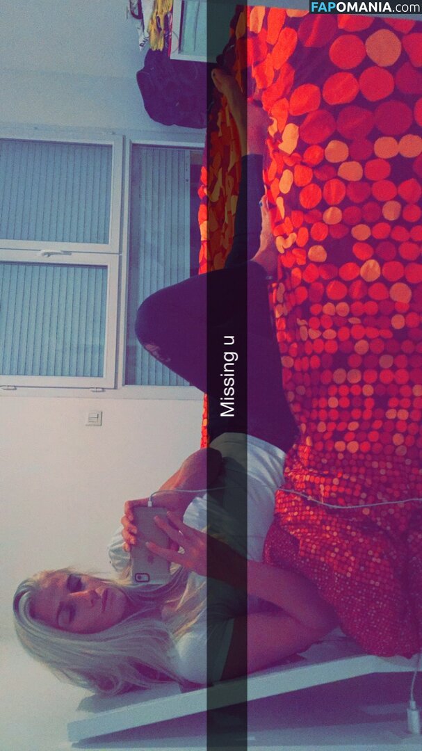 Sofia Jakobsson Nu Photo fuitée #105