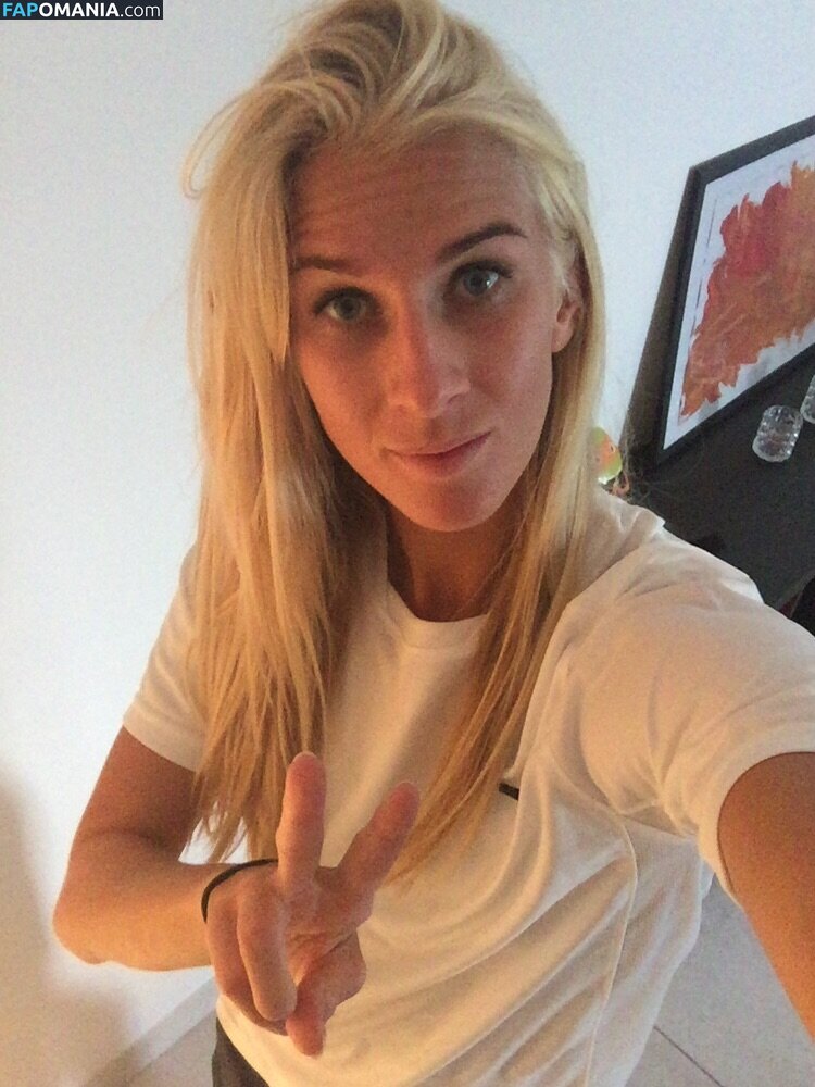 Sofia Jakobsson Nu Photo fuitée #113