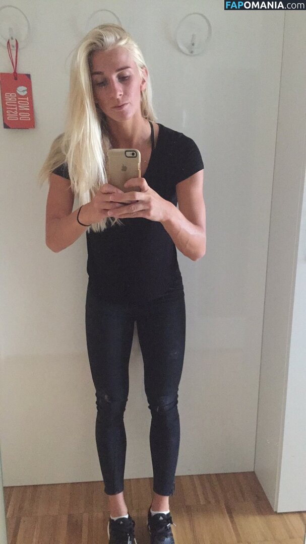 Sofia Jakobsson Nu Photo fuitée #117