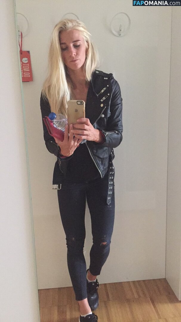 Sofia Jakobsson Nu Photo fuitée #118