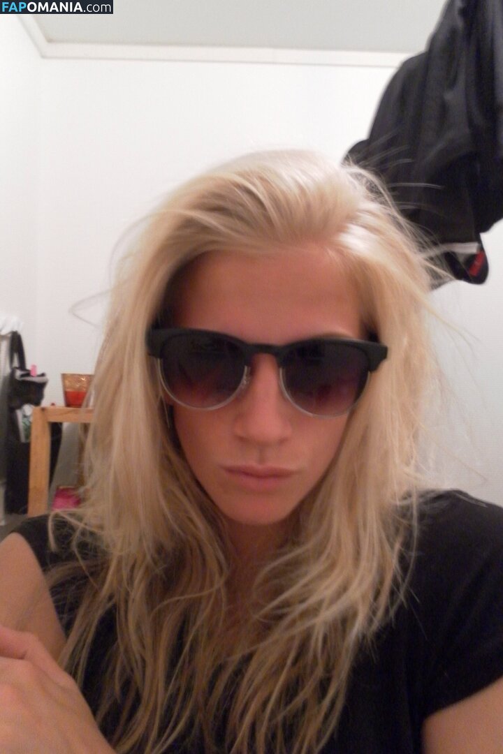 Sofia Jakobsson Nu Photo fuitée #135