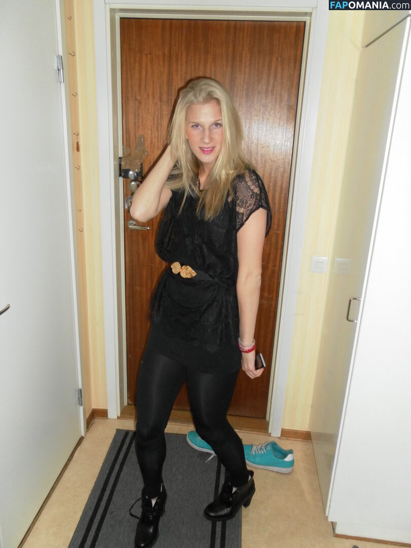 Sofia Jakobsson Nu Photo fuitée #204