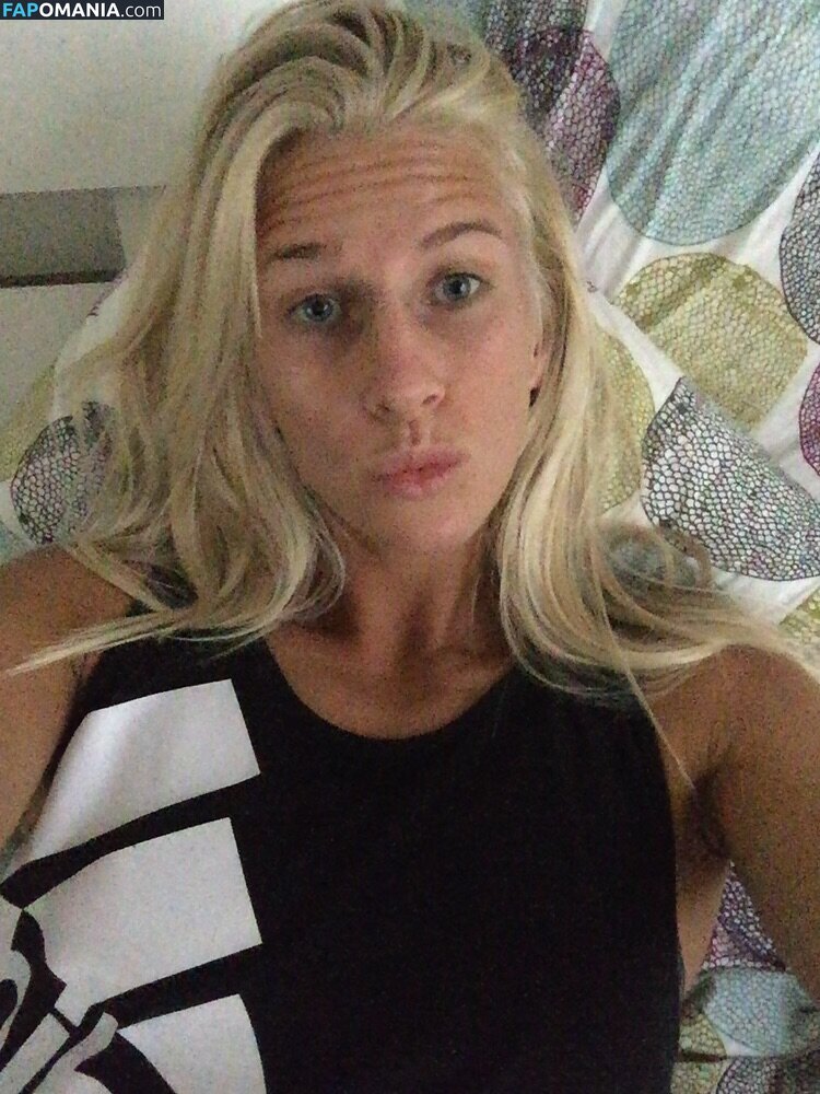 Sofia Jakobsson Nu Photo fuitée #222