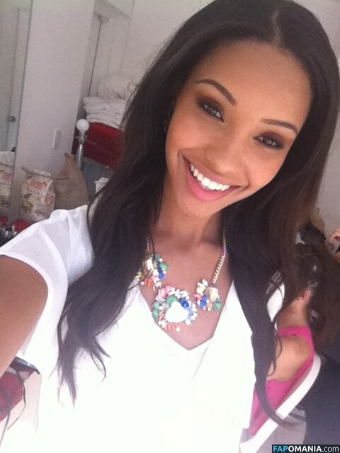 Staci Lyon Nu Photo fuitée #5