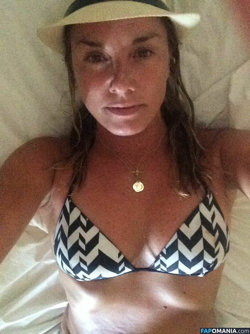 Tamzin Outhwaite Nu Photo fuitée #4