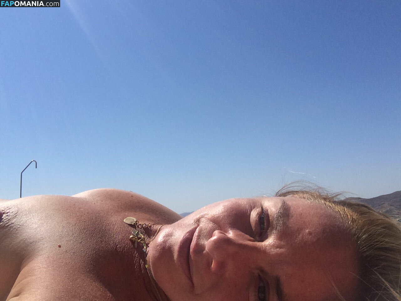 Tamzin Outhwaite Nu Photo fuitée #5