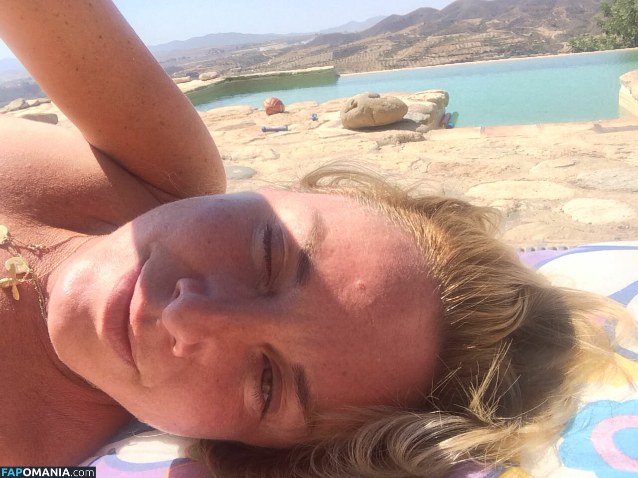 Tamzin Outhwaite Nu Photo fuitée #6