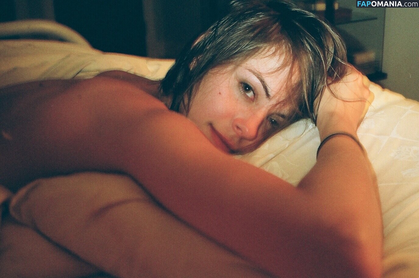 Willa Holland Nu Photo fuitée #13