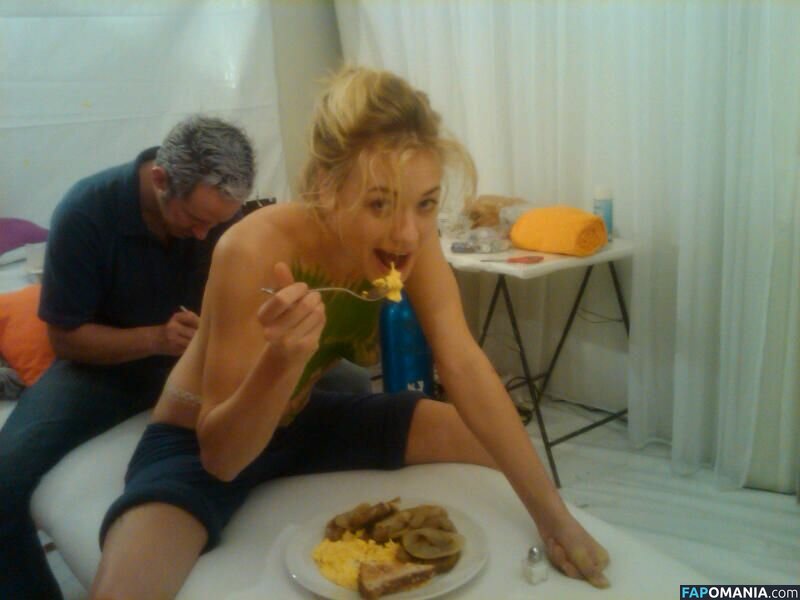 Yvonne Strahovski Nu Photo fuitée #54