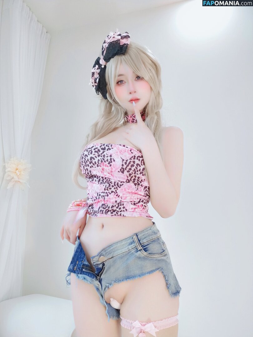 baiyin811 Nu OnlyFans  Photo fuitée #13