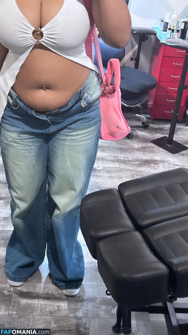 NEESUH_ / a.neesuh / https: Nu OnlyFans  Photo fuitée #1