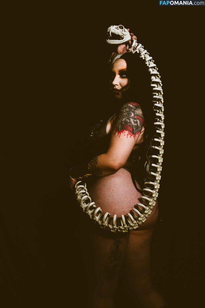 Abadon / Thezombae Nu OnlyFans  Photo fuitée #235