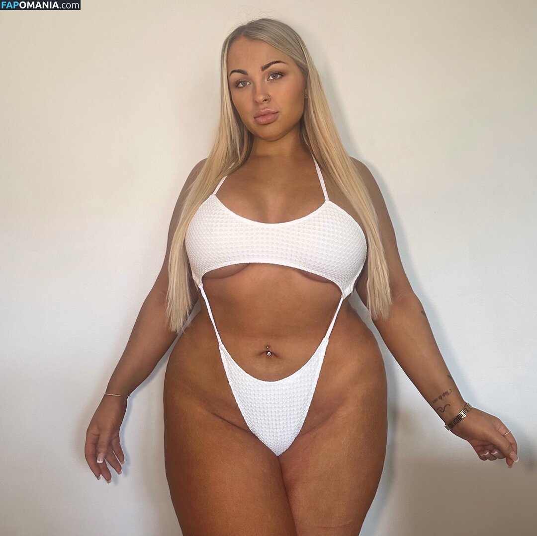 Abbie Carroll Nu OnlyFans  Photo fuitée #1