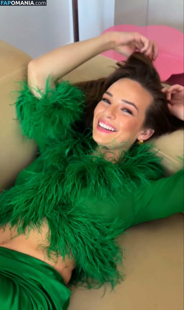 Abbie Chatfield / abbiechatfield Nu OnlyFans  Photo fuitée #110