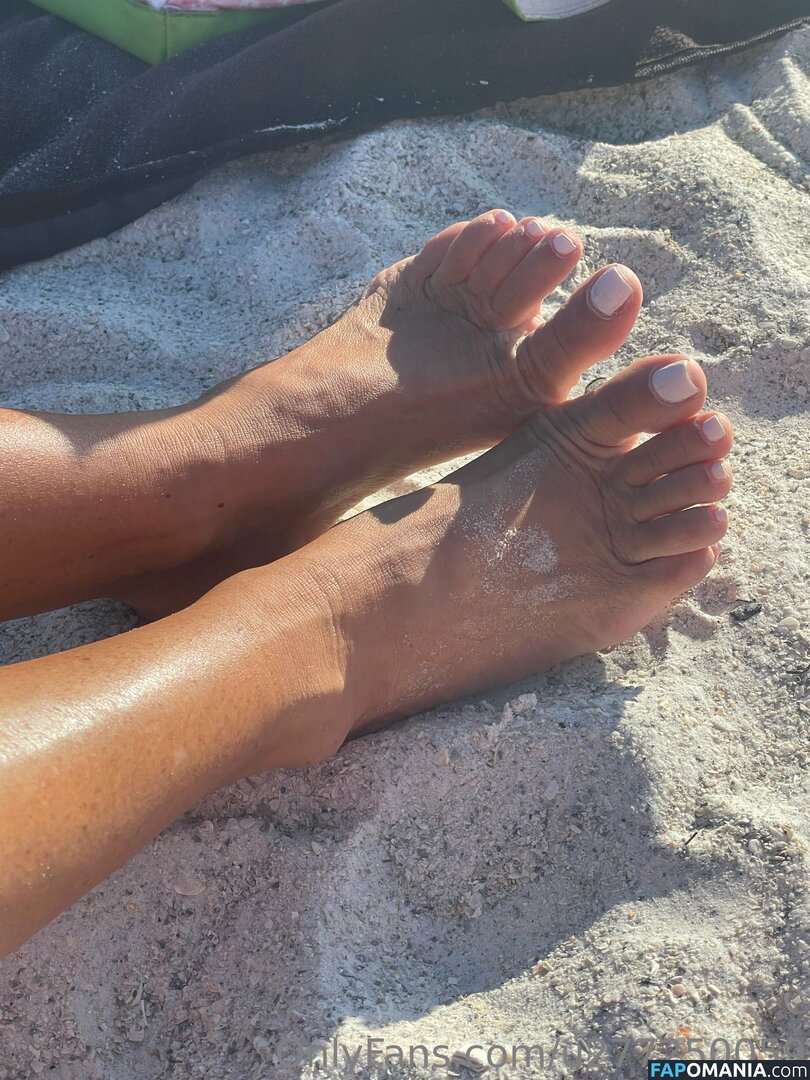 abbyrosesexyfeet Nu OnlyFans  Photo fuitée #4