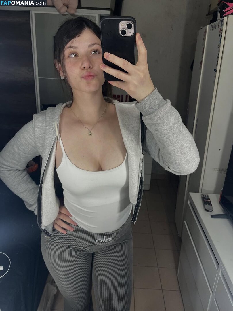 Abril Milagros / Abru / Abruuu / abrilmilagros2626 🇦🇷 / abruu0_0 / milagrossabriil Nu OnlyFans  Photo fuitée #3