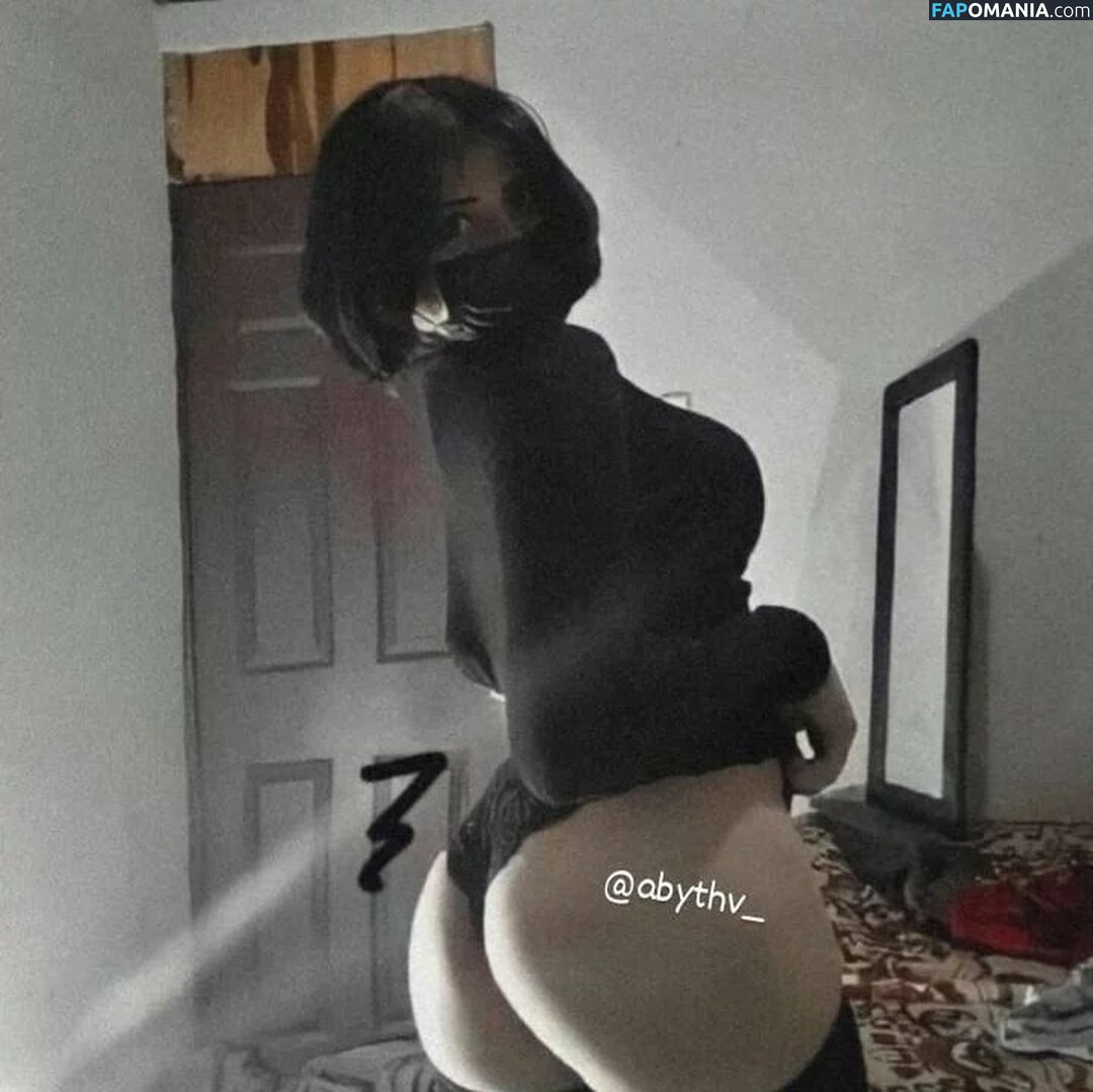 Aby Dazai / abythv_ Nu OnlyFans  Photo fuitée #1